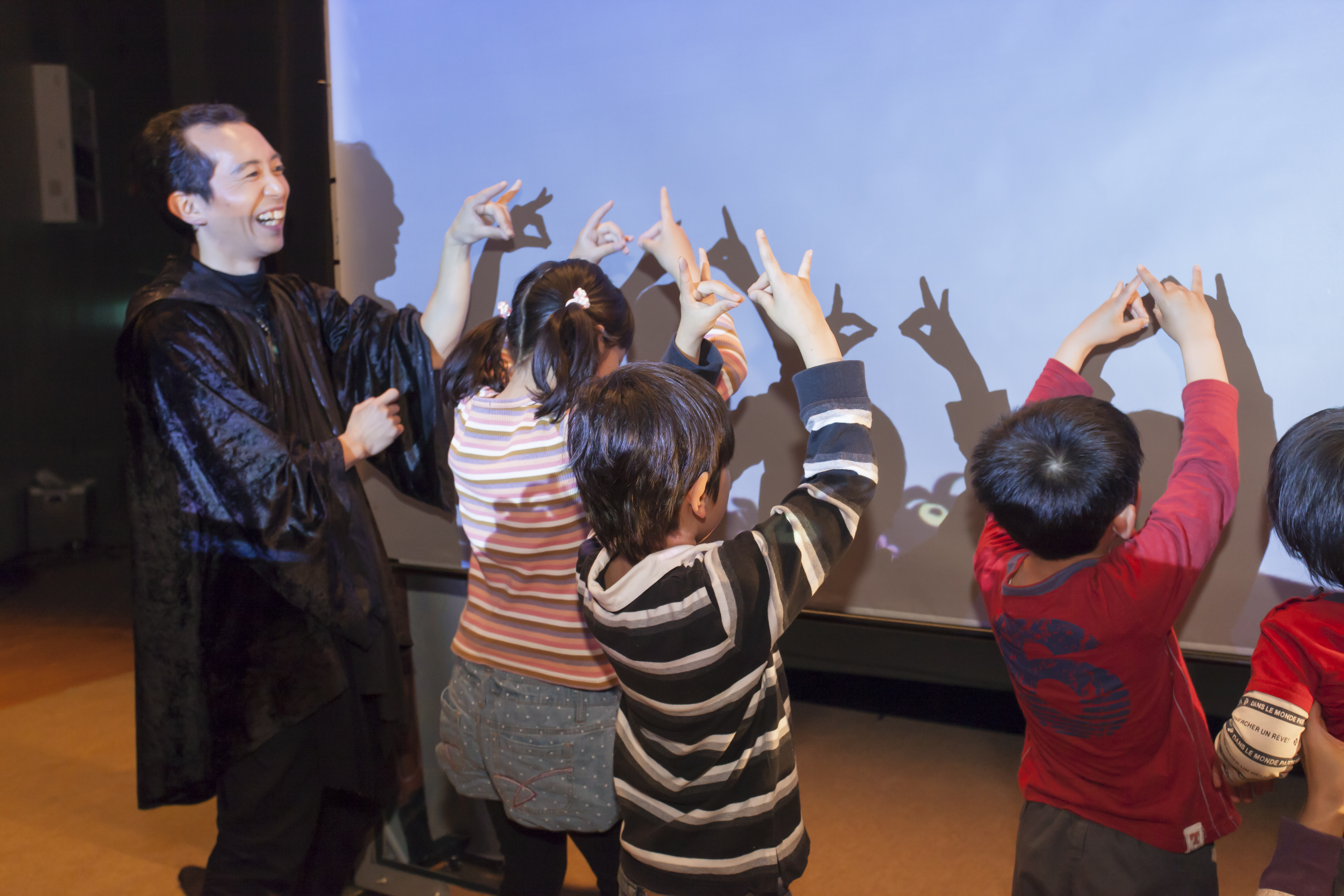 NC21_culture_Hand shadow Workshop_02